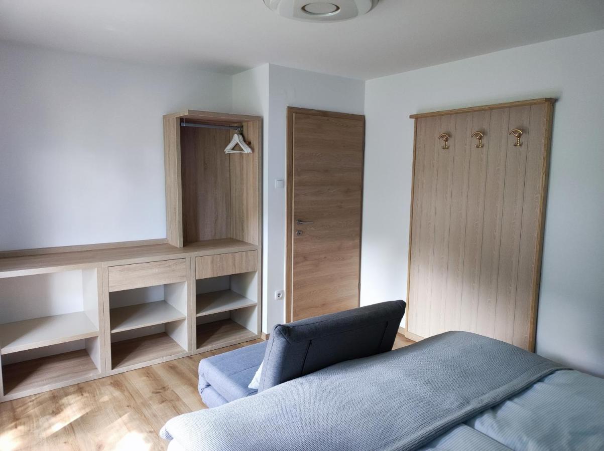 Apartmaji Mojca بوينج المظهر الخارجي الصورة